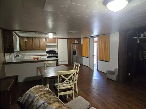 305 S Leon St, Gustine, TX 76455 photo 17