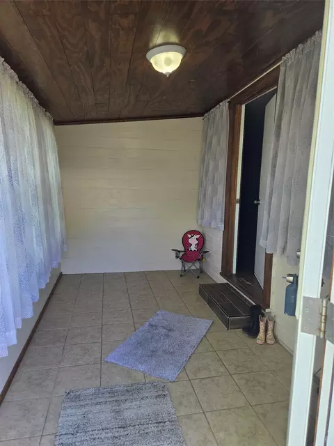 305 S Leon St, Gustine, TX 76455 photo 33