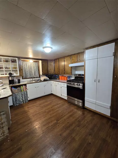 305 S Leon St, Gustine, TX 76455 photo 19