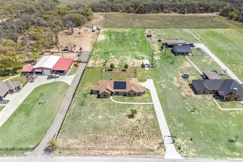 1198 County Road 4698, Boyd, TX 76023