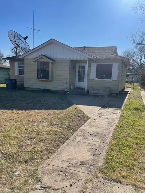 1526 Grinnell St, Dallas, TX 75216