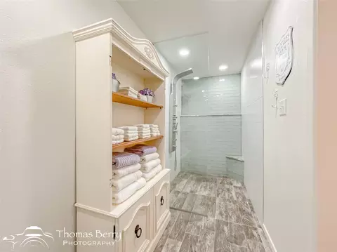 Bath - 3602 E Lake Rd, Abilene, TX 79601 photo 4 of 6