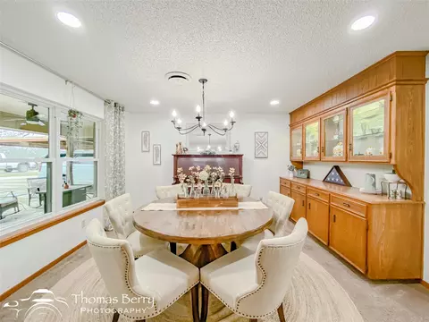Dining - 3602 E Lake Rd, Abilene, TX 79601 photo 1 of 5