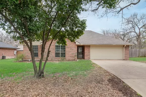 1305 Elmwood Ave, Corsicana, TX 75110