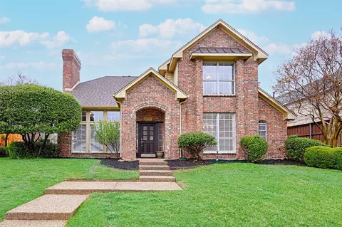 2215 Burgundy Dr, Carrollton, TX 75006