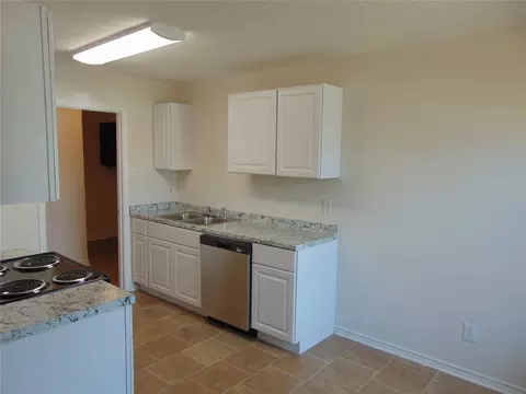 Kitchen - 210 E Hammond St, Lancaster, TX 75146 photo 1 of 5