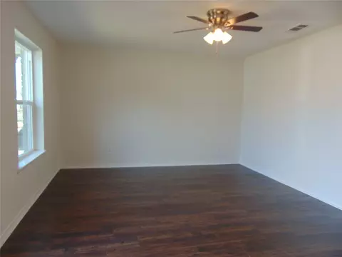 Living - 210 E Hammond St, Lancaster, TX 75146 photo 1 of 3