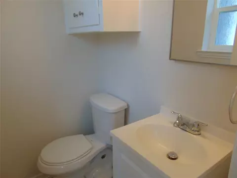 Bath - 210 E Hammond St, Lancaster, TX 75146 photo 1 of 4