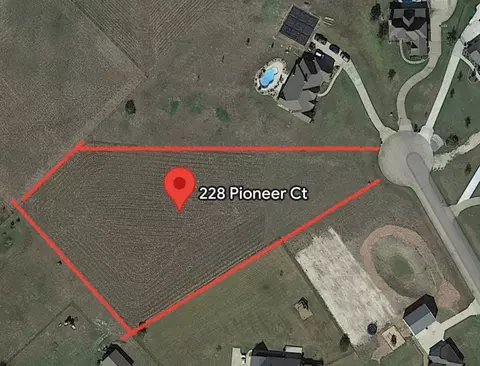 228 Pioneer Ct, Royse City, TX 75189