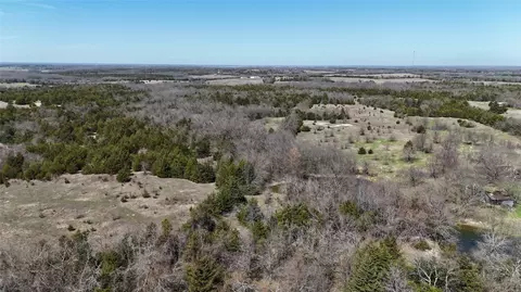 725 County Road 2997, Windom, TX 75492