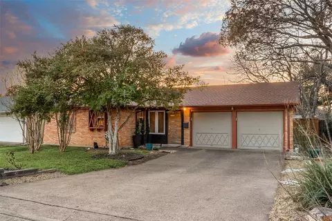 11919 Sunland St, Dallas, TX 75218
