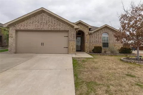 6713 Woodlawn Dr, Fort Worth, TX 76179