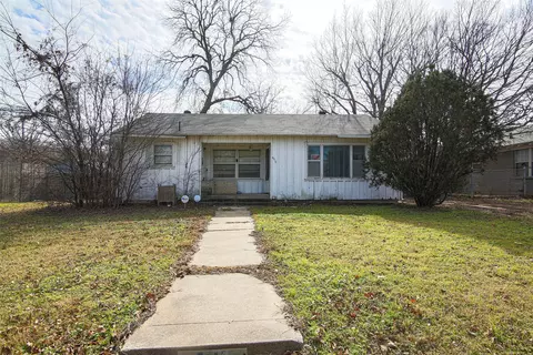 4516 Normandy Rd, Fort Worth, TX 76103