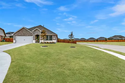 105 Goldfinch Dr, Caddo Mills, TX 75135