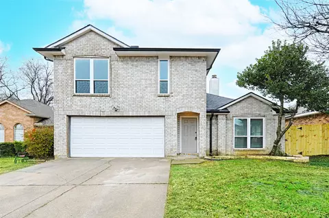 406 Valley Mills Dr, Arlington, TX 76018