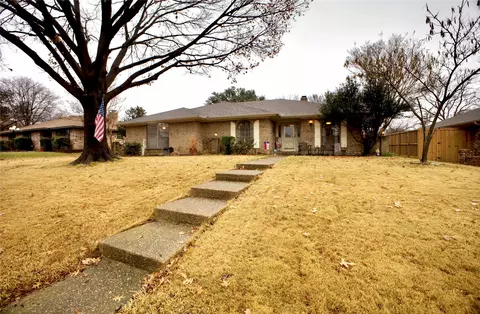 1532 Chisolm Trl, Lewisville, TX 75077