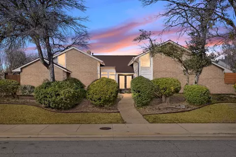 7311 Tomlinson St, Dallas, TX 75248