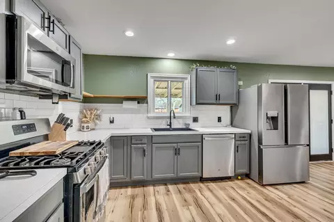 1106 Center St, Cleburne, TX 76033
