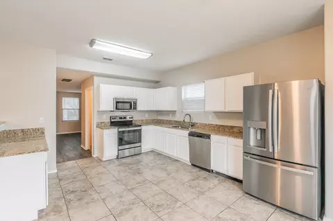 609 Chapman Dr, Lancaster, TX 75146 photo 9