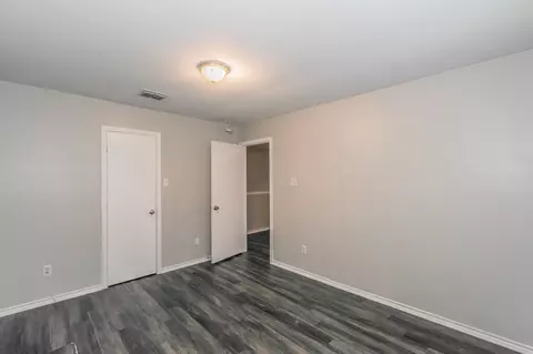 609 Chapman Dr, Lancaster, TX 75146 photo 21