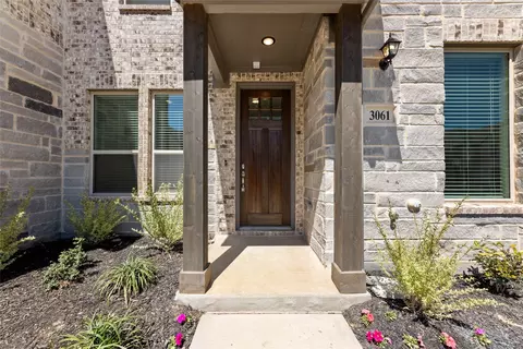 3061 Tall Pne, Corinth, TX 76210 photo 4