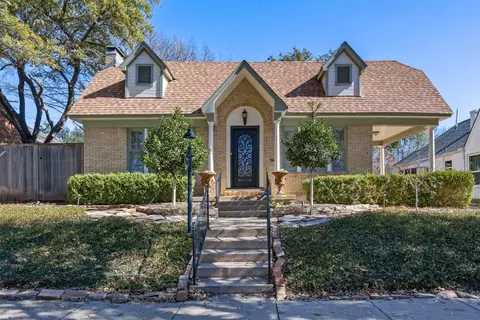 1609 Frederick St, Fort Worth, TX 76107