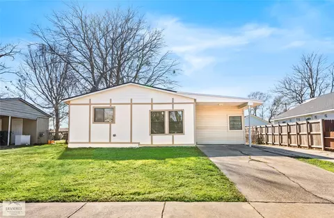 1235 Norris Dr, Bossier City, LA 71111