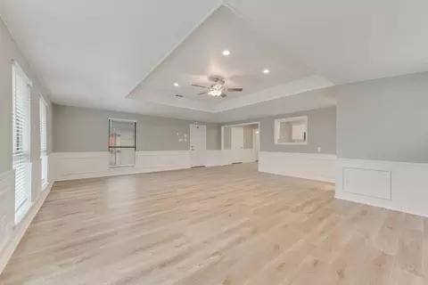 Living - 1017 Mapleleaf Ln, Coppell, TX 75019 photo 3 of 4