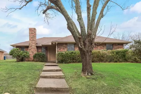 1017 Mapleleaf Ln, Coppell, TX 75019