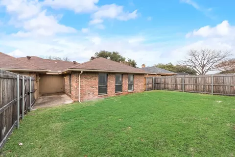 Exterior - 1017 Mapleleaf Ln, Coppell, TX 75019 photo 4 of 4