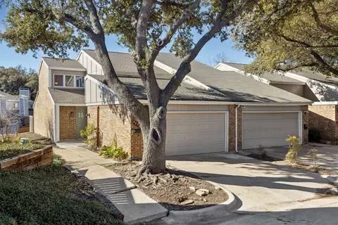 2716 Meadowstone Ct, Carrollton, TX 75006