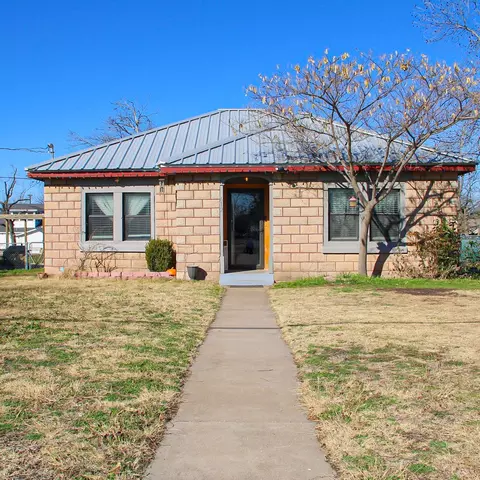 612 N Grafton St, Dublin, TX 76446