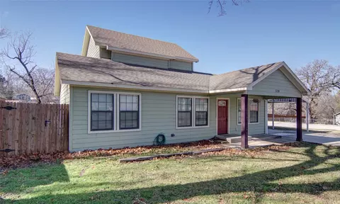 519 Bryan St, Weatherford, TX 76086