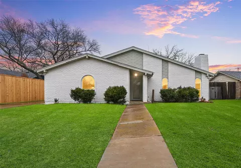 1906 Sunridge Rd, Carrollton, TX 75006