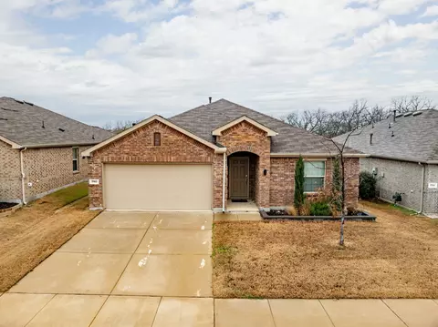 1740 Alamandine Ave, Cross Roads, TX 76227