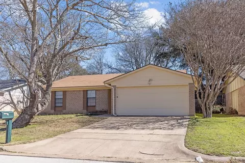 5307 Vincennes Ct, Arlington, TX 76017