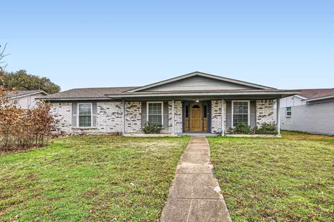 1917 Eldorado Dr, Garland, TX 75042