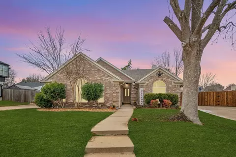47 Alamosa Dr, Trophy Club, TX 76262