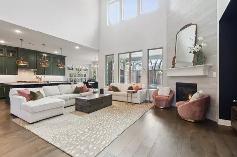 113 Chisholm Trl, Highland Village, TX 75077