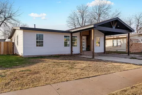 810 S Pioneer Dr, Abilene, TX 79605