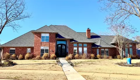18 Dover Cir, Bossier City, LA 71111