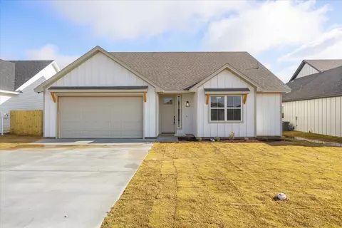 9219 Parkview Cir, Tolar, TX 76476