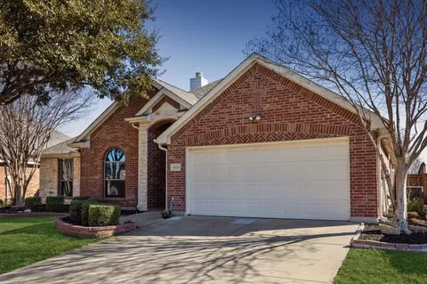 11132 Kenny Dr, Fort Worth, TX 76244