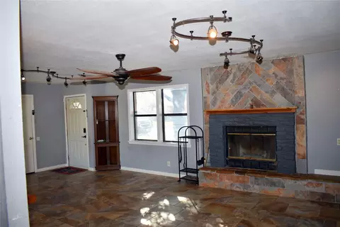 1204 Switzer St, Bangs, TX 76823 photo 5