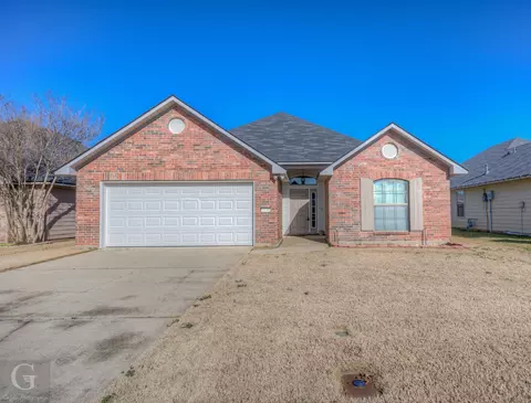 3730 Sabine Pass Dr, Bossier City, LA 71111