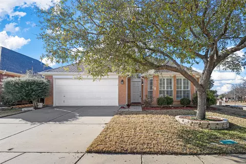 4220 Shores Ct, Fort Worth, TX 76137