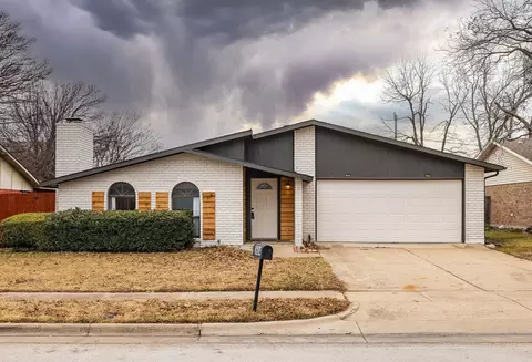 3604 Chamberland Dr, Arlington, TX 76014