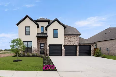 812 Zenica Dr, Aledo, TX 76008
