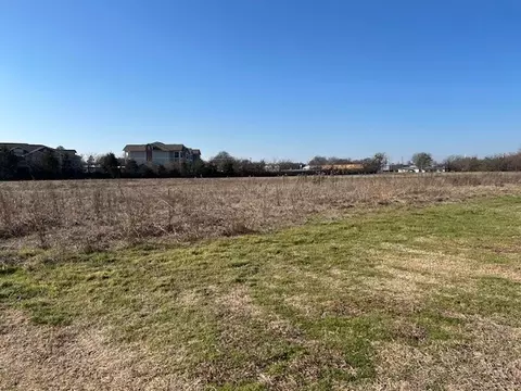 200 Clements Ct, Pottsboro, TX 75076