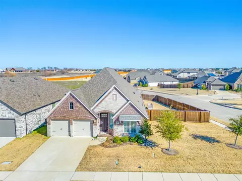 2400 Brightling Bnd, Forney, TX 75126